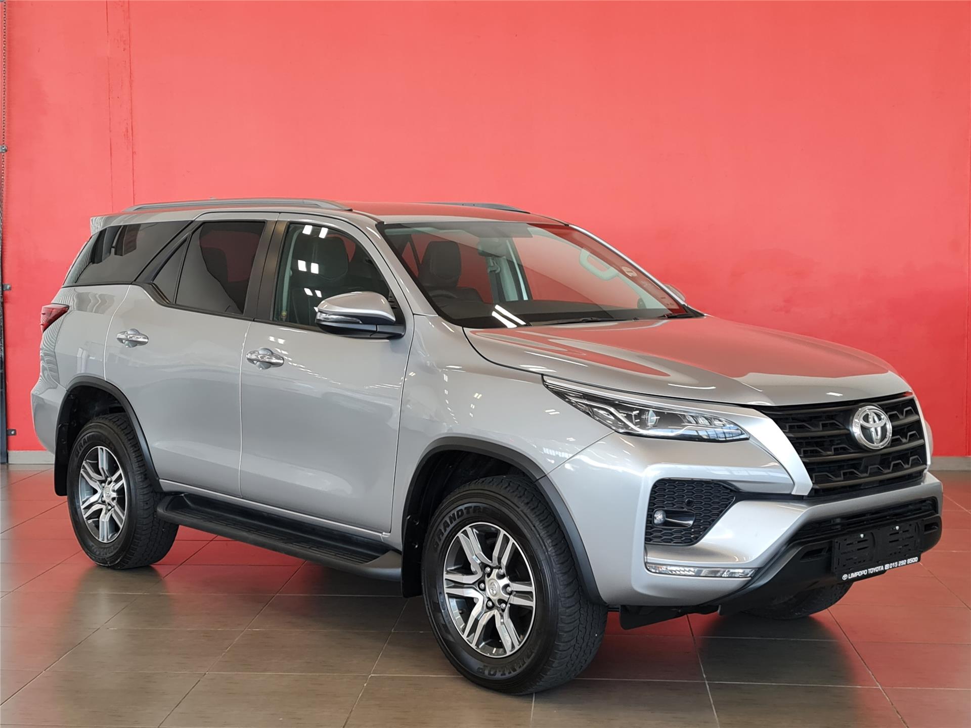 Toyota Fortuner V 2 4 GD 6 Raised Body Auto For Sale R 549 900