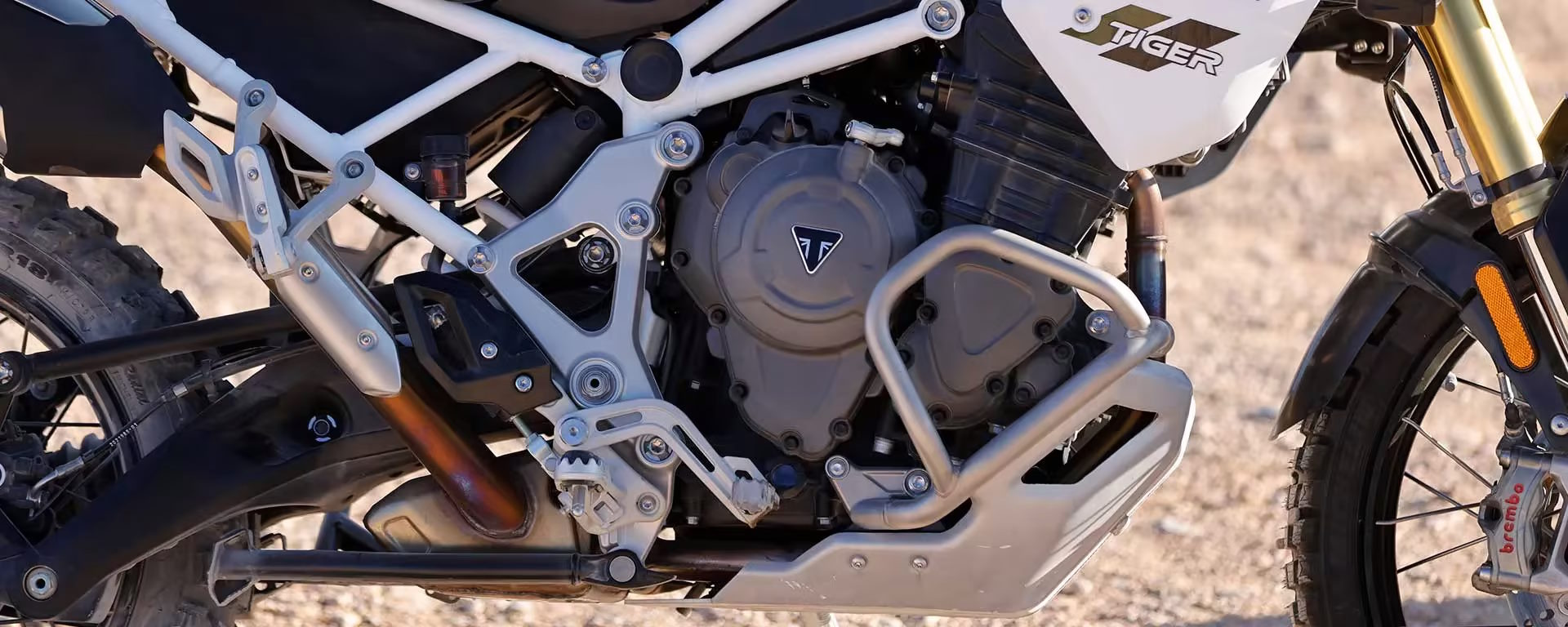 Adventure Motorcycles - Tiger-1200-Range_3136