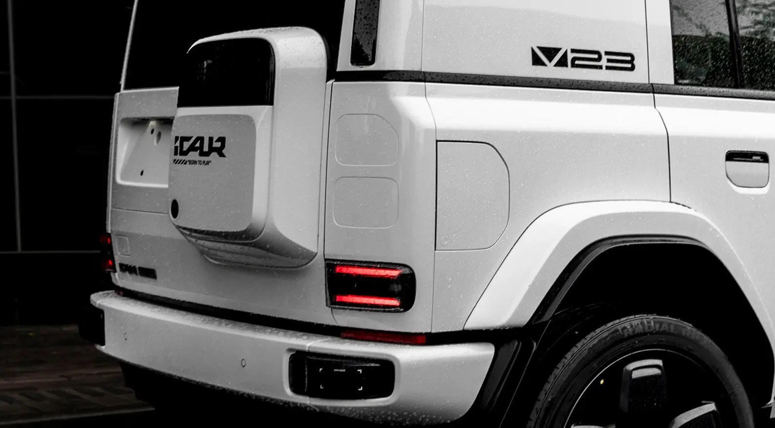 Car V23