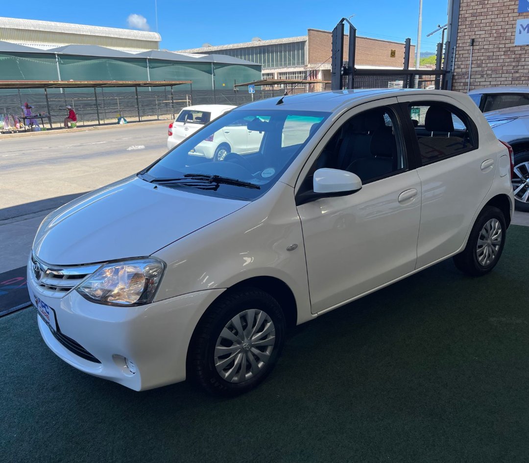 Toyota Etios Hatch 2018 for sale in KwaZulu-Natal, Pietermaritzburg