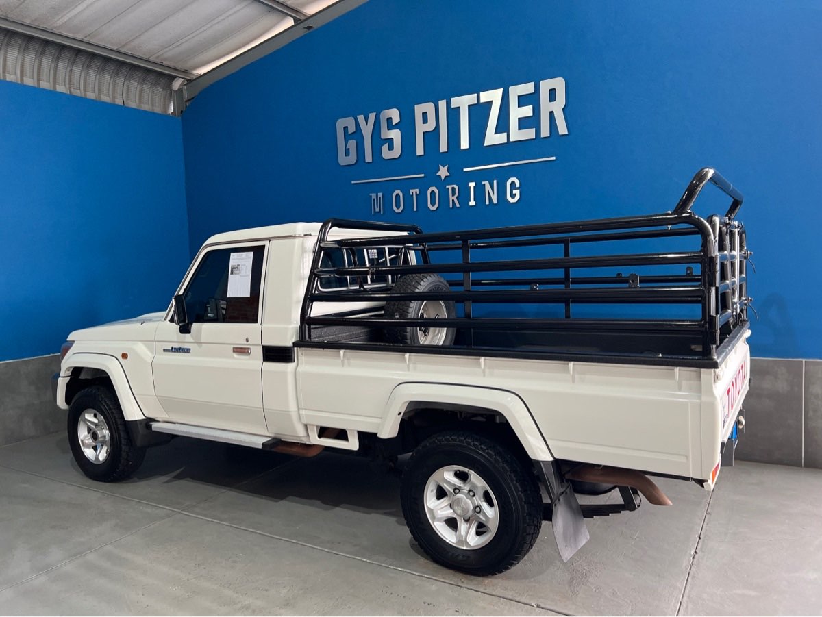 Toyota Land Cruiser 79 4.5 Diesel Pick Up for sale - R 829 900 ...