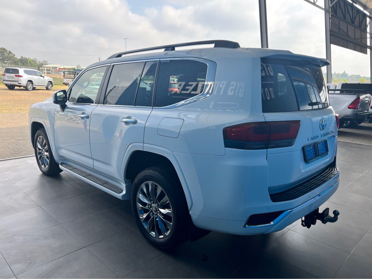 Used 2021 Toyota Land Cruiser 300 for sale in Pretoria Gauteng ID