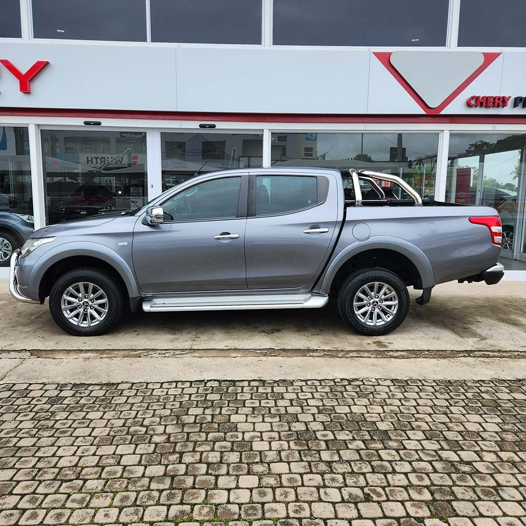 Mitsubishi Triton 2.4 DIDC Double Cab Auto for sale in KwaZuluNatal