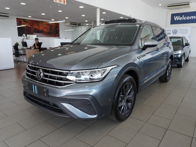 Volkswagen (VW) Tiguan Allspace 1.4 TSI DSG (110kW) for sale - R 660 ...