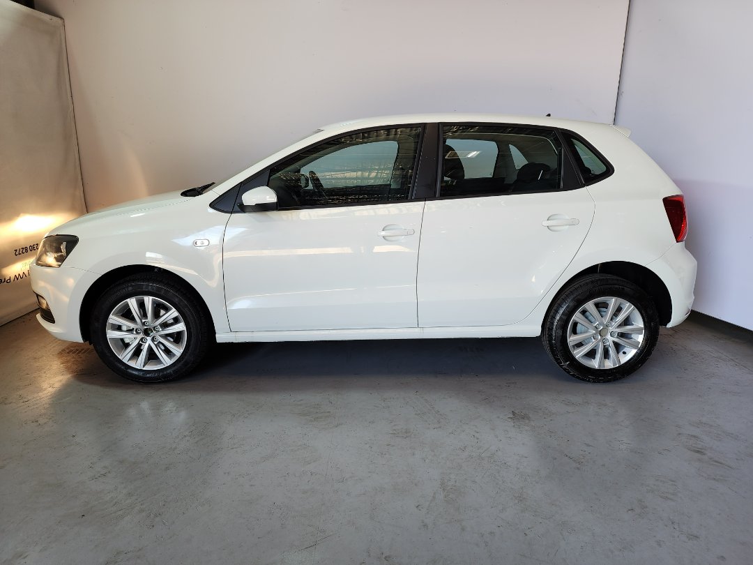 Volkswagen (VW) Polo Vivo 1.6 Hatch Comfortline Tiptronic 5 Door for ...