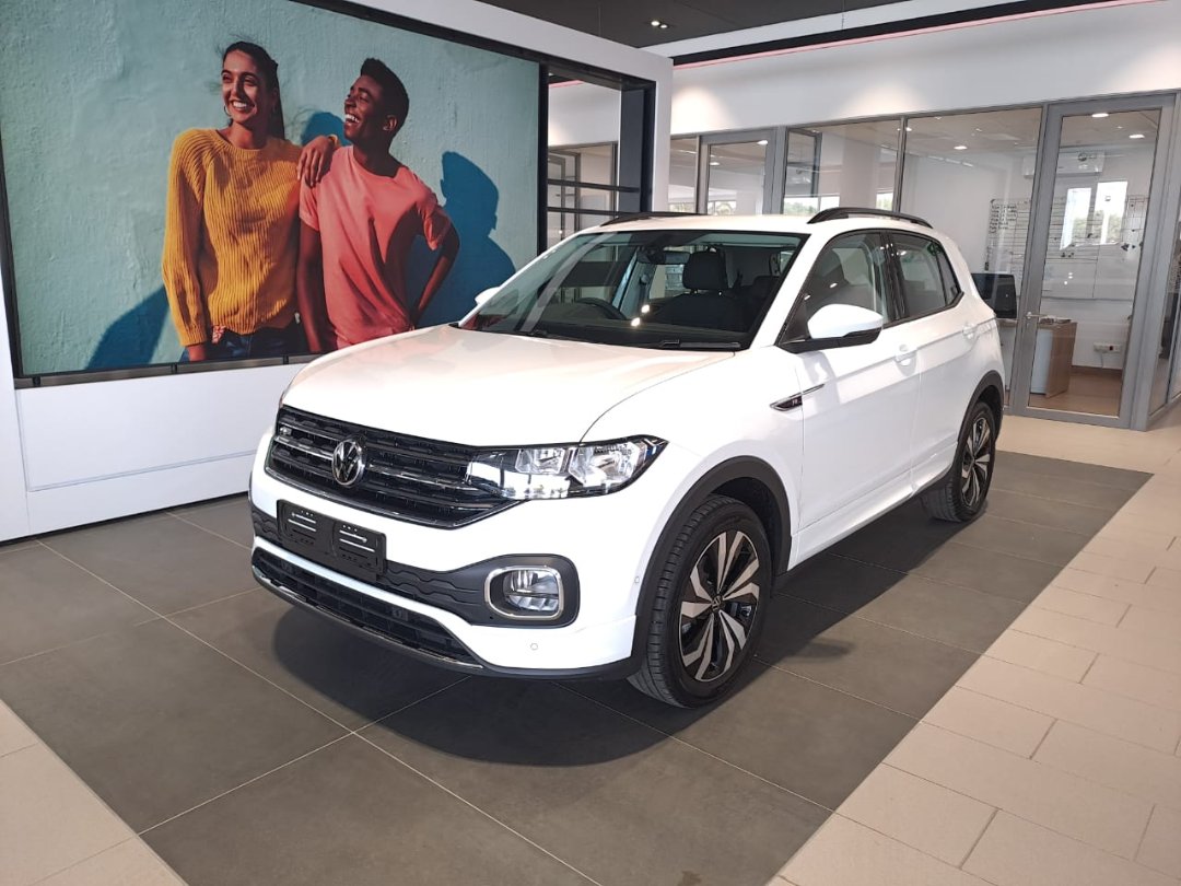 Volkswagen (VW) T-Cross 1.5 TSI R-LIne DSG for sale - R 489 900 ...