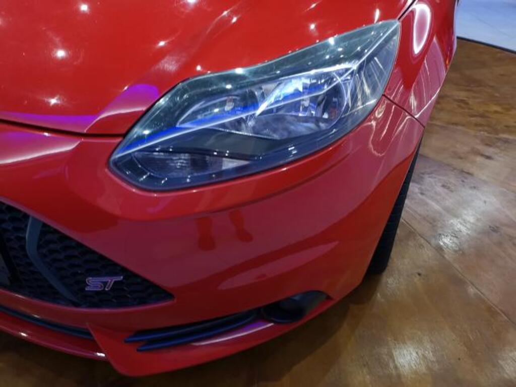 Ford Focus ST 2.0 GTDi ST1 (5 Door) for sale in Gauteng.