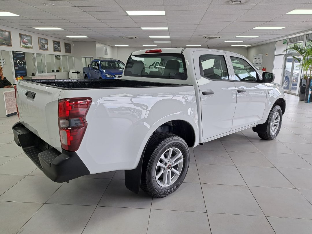 Used 2023 Isuzu DMAX Double Cab for sale in Richards Bay KwaZuluNatal