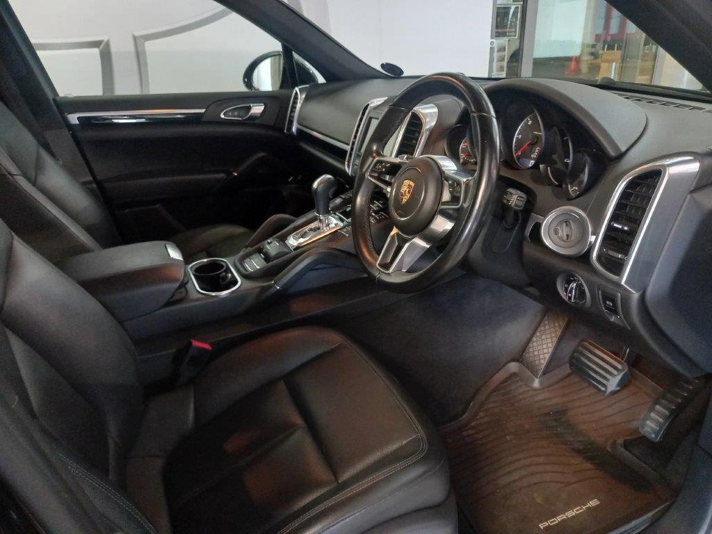 Used 2015 Porsche Cayenne for sale in Johannesburg Gauteng ID 12346 CARmag.co.za