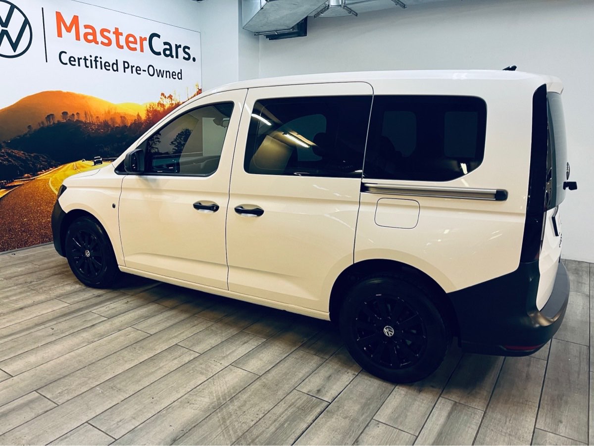 Used 2022 Volkswagen Light Commercial New Caddy Kombi for sale in