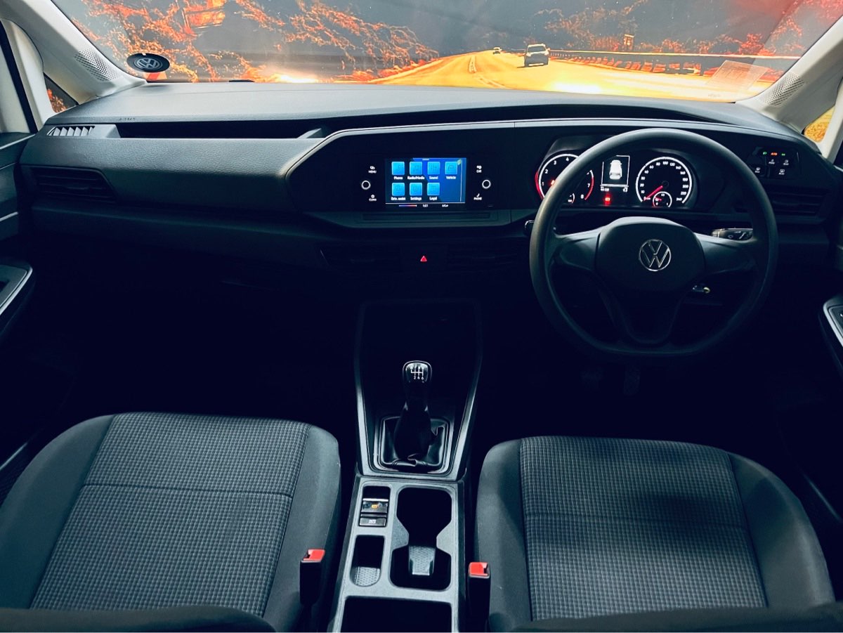 Used 2022 Volkswagen Light Commercial New Caddy Kombi for sale in