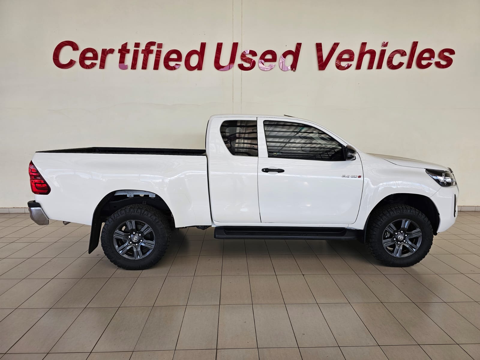 Used 2021 Toyota Hilux Xtra Cab for sale in Klerksdorp North West ID