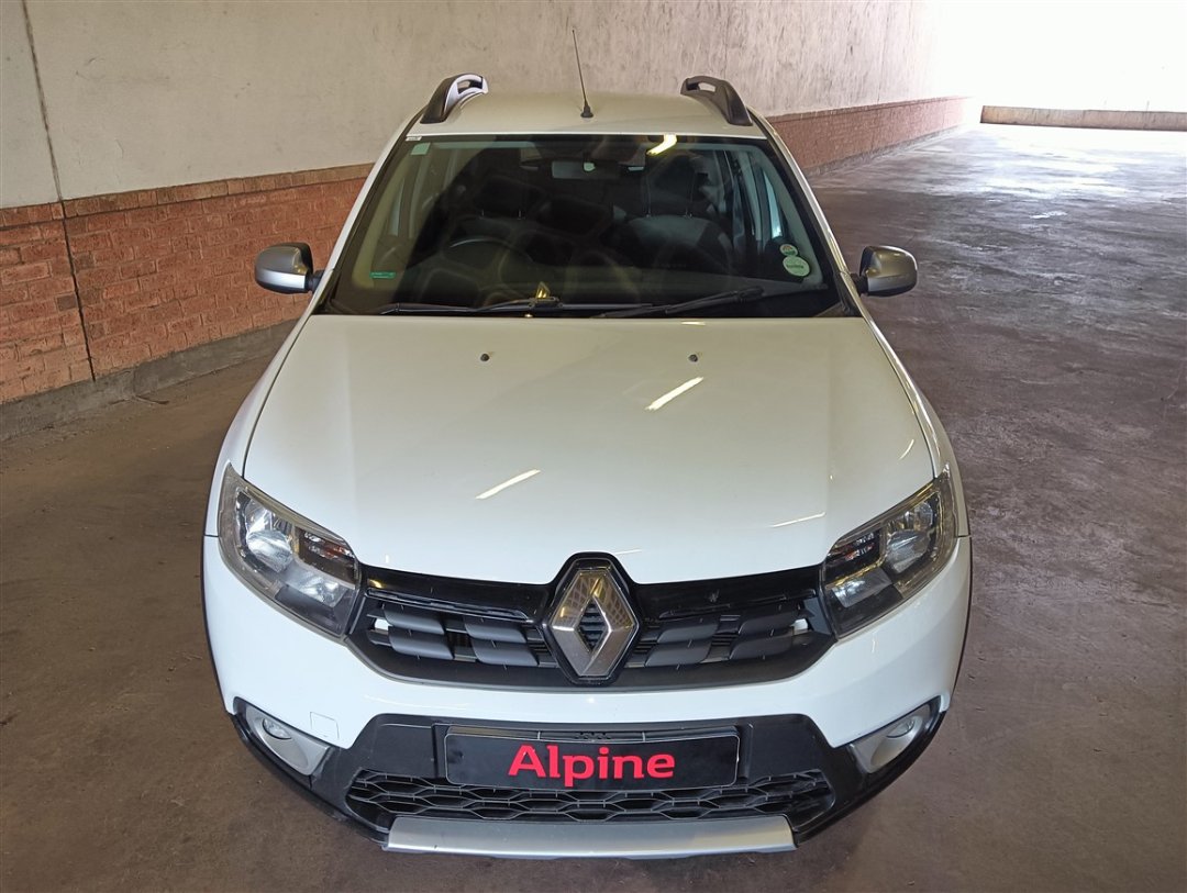 Used 2017 Renault Sandero for sale in Hillcrest KwaZulu-Natal - ID: HRU ...