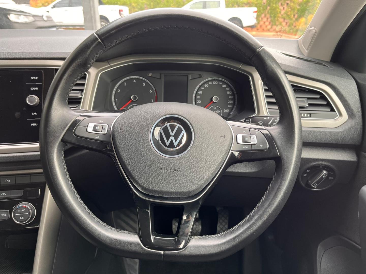 Used 2021 Volkswagen T-Roc for sale in Amanzimtoti KwaZulu-Natal - ID ...