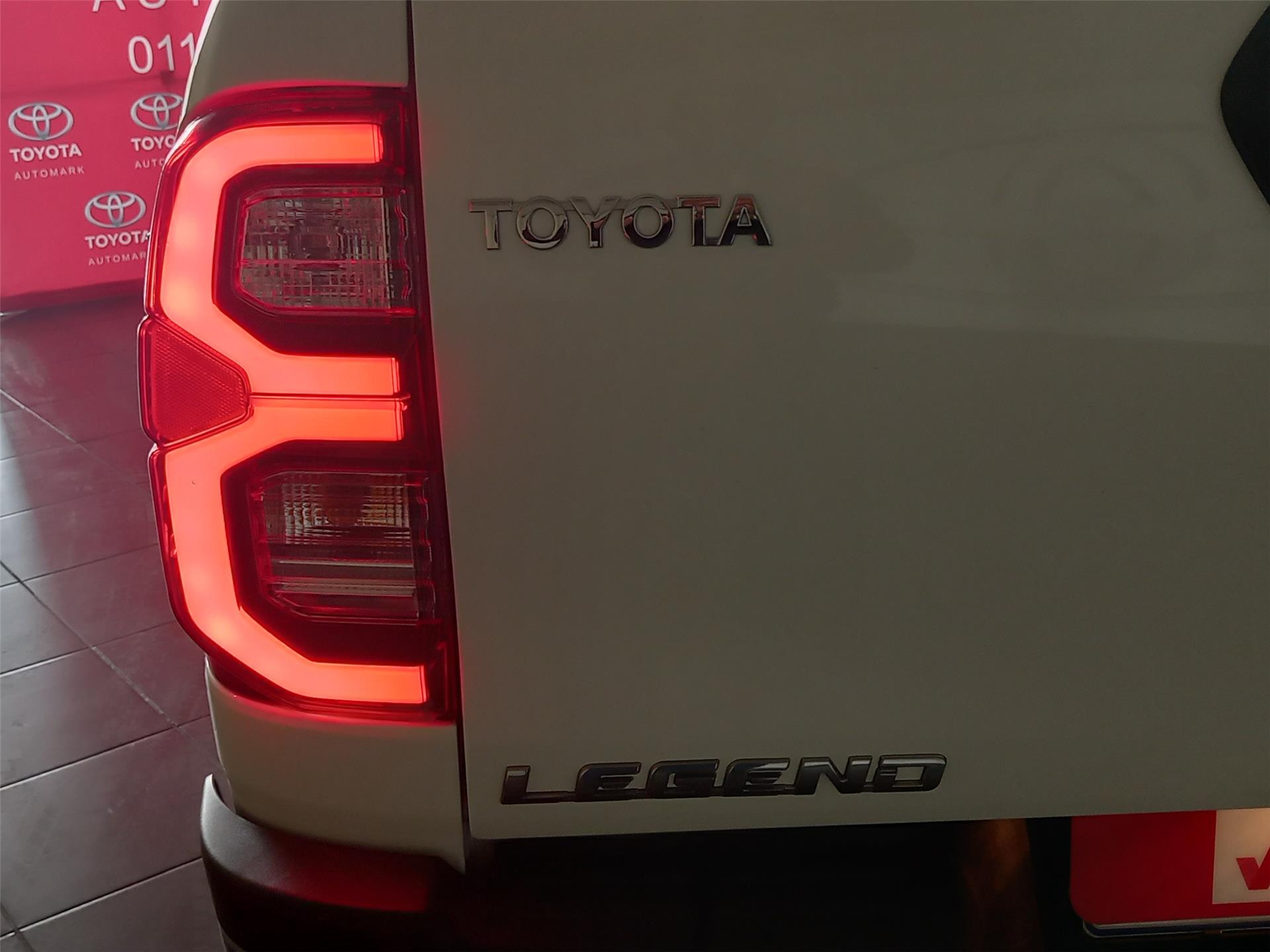 demo-2023-toyota-hilux-double-cab-for-sale-in-johannesburg-gauteng-id