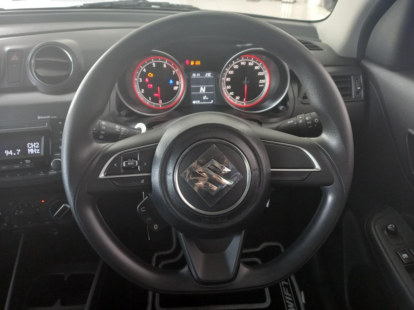 Suzuki Swift 1.2 GL Hatch Auto for sale R 223 900 Carfind.co.za