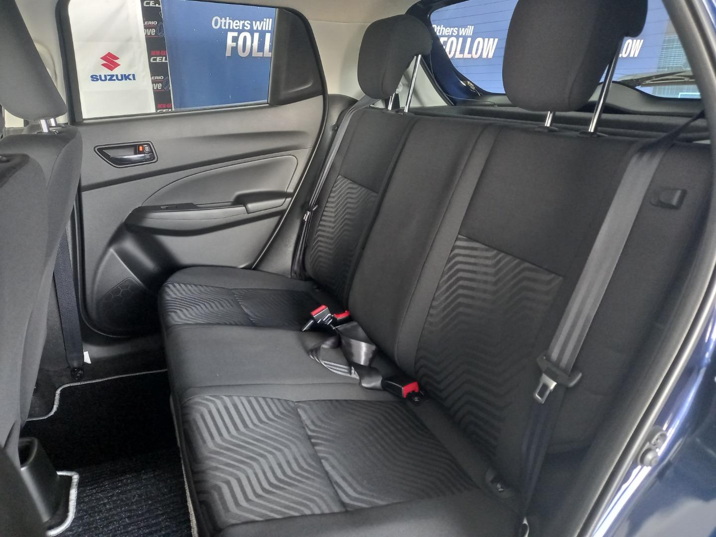 Suzuki Swift 1.2 GL Hatch Auto for sale R 223 900 Carfind.co.za