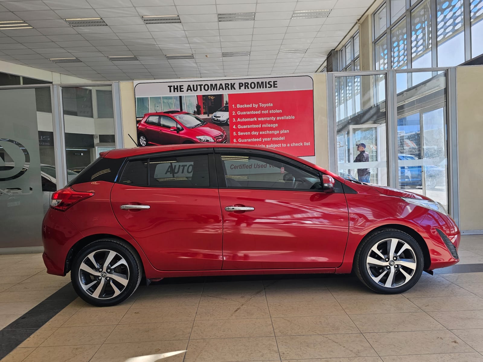Used 2019 Toyota Yaris Hatch for sale in Cape Town Western Cape ID