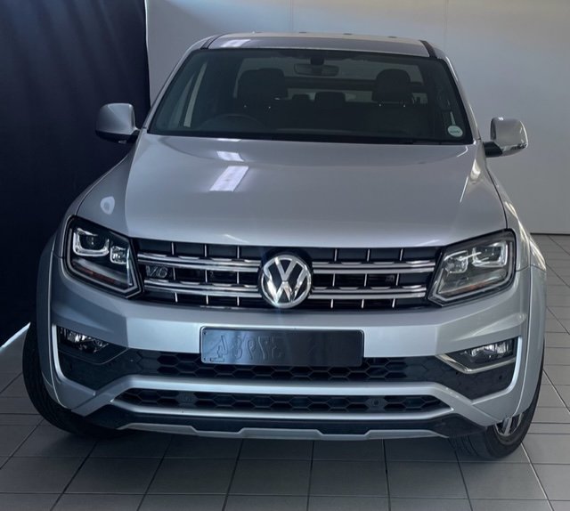 Used 2020 Volkswagen Light Commercial Amarok Double Cab for sale in ...