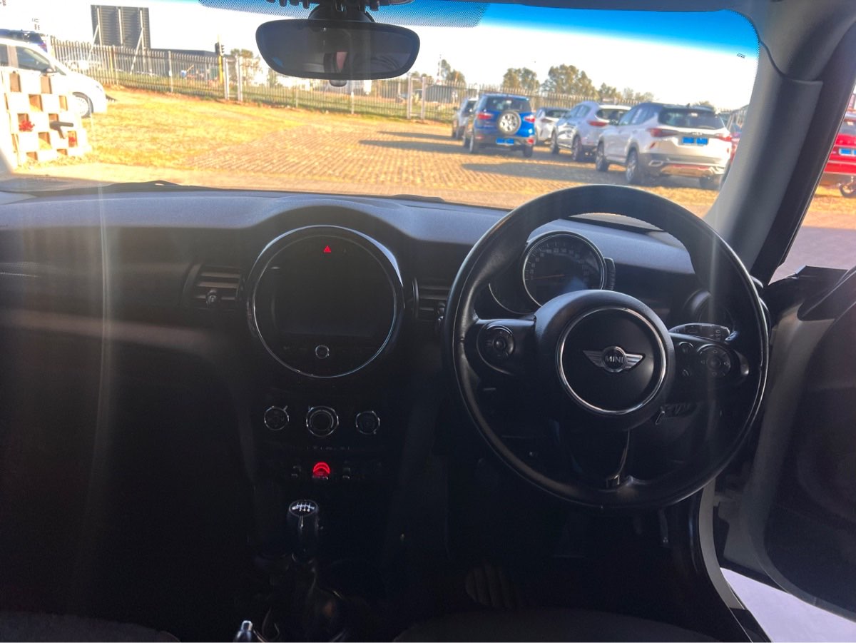 Used 2017 MINI Cooper for sale in Pretoria Gauteng ID SL55819