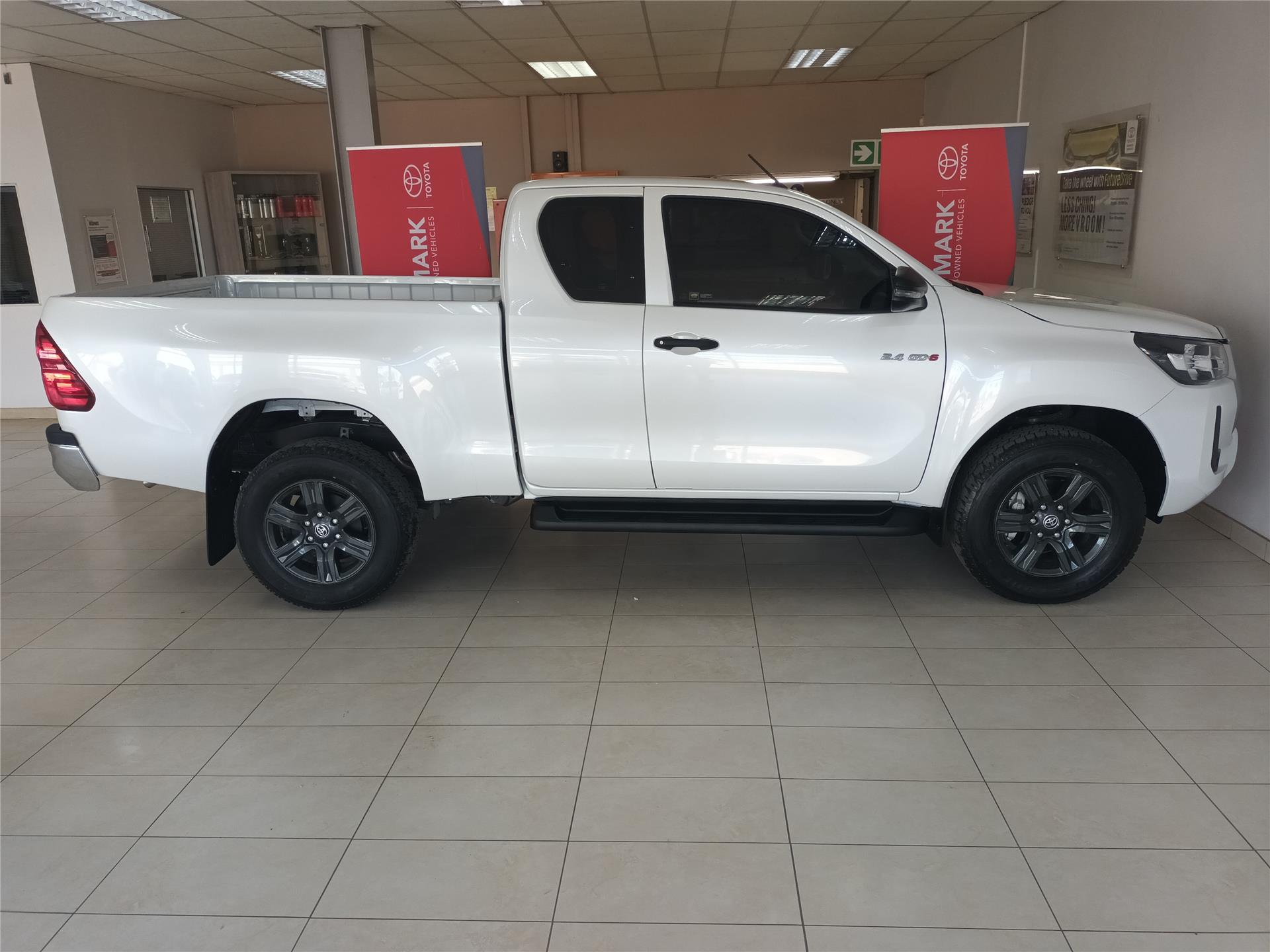 Demo 2023 Toyota Hilux Xtra Cab for sale in Hartswater Northern Cape ...