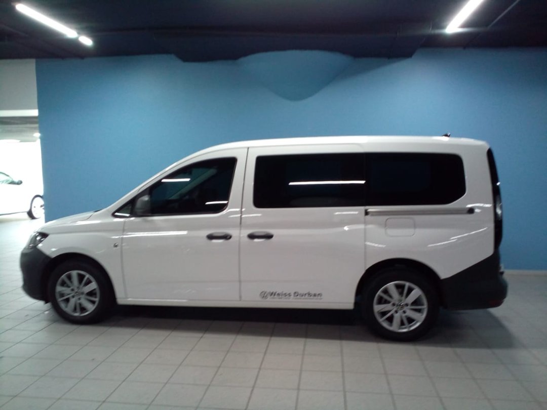 Demo 2023 Volkswagen Light Commercial New Caddy Kombi for sale in