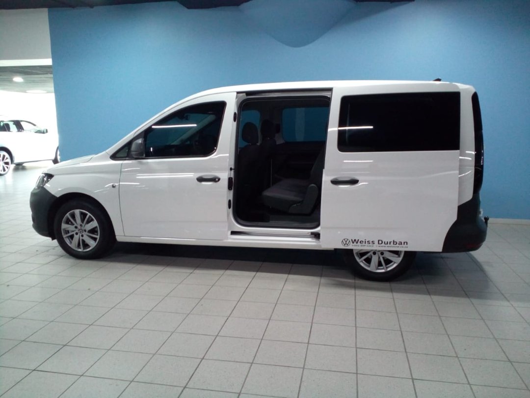 Demo 2023 Volkswagen Light Commercial New Caddy Kombi for sale in