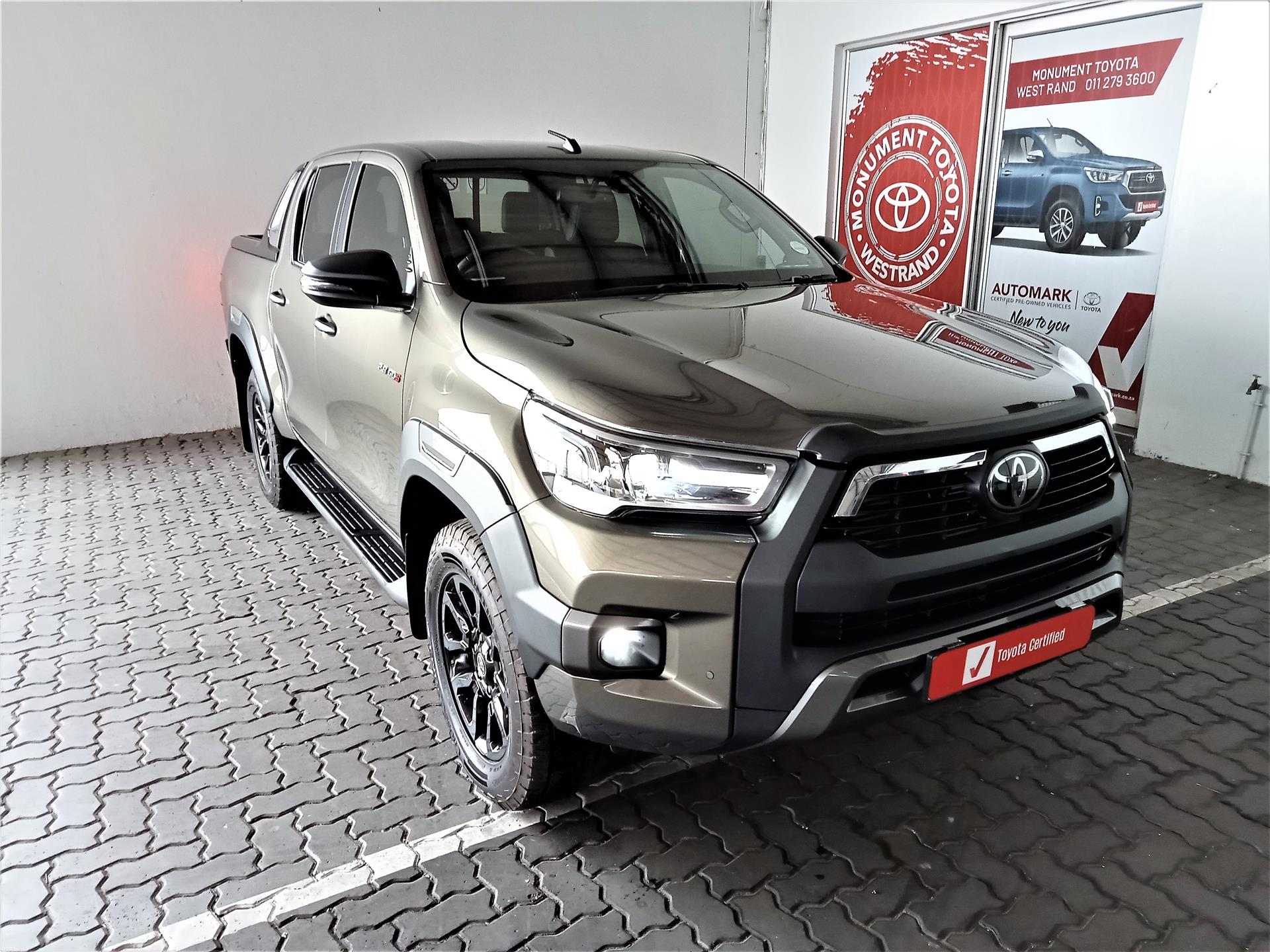 Used 2023 Toyota Hilux Double Cab for sale in Roodepoort Gauteng ID