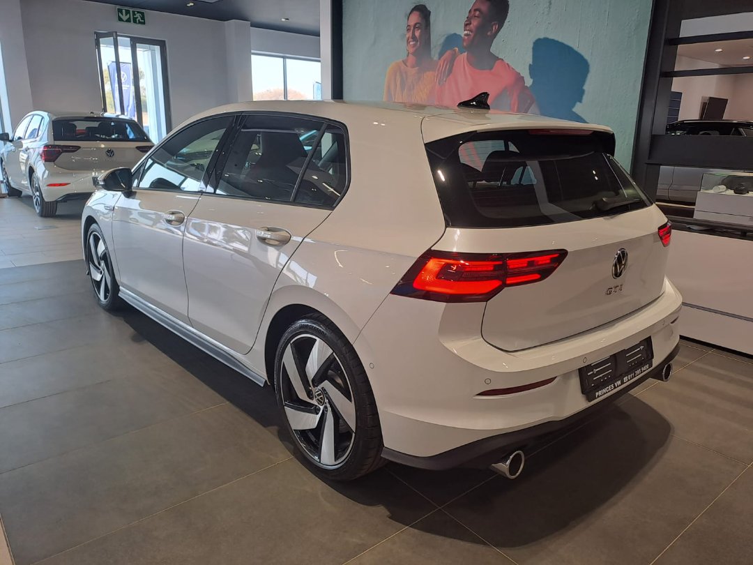 Volkswagen (VW) Golf 8 GTi 2.0 TSi DSG for sale - R 754 900 | Carfind.co.za