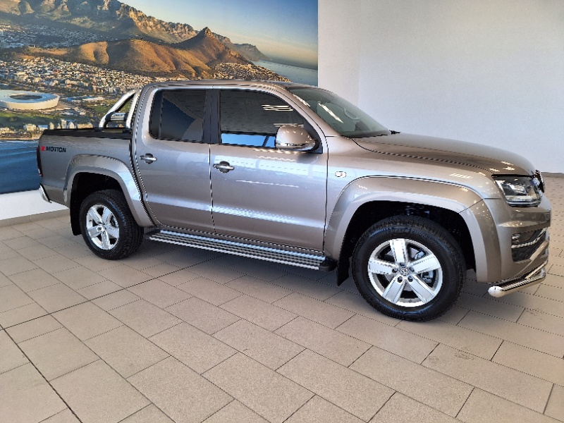 Used 2023 Volkswagen Light Commercial Amarok Double Cab for sale in ...