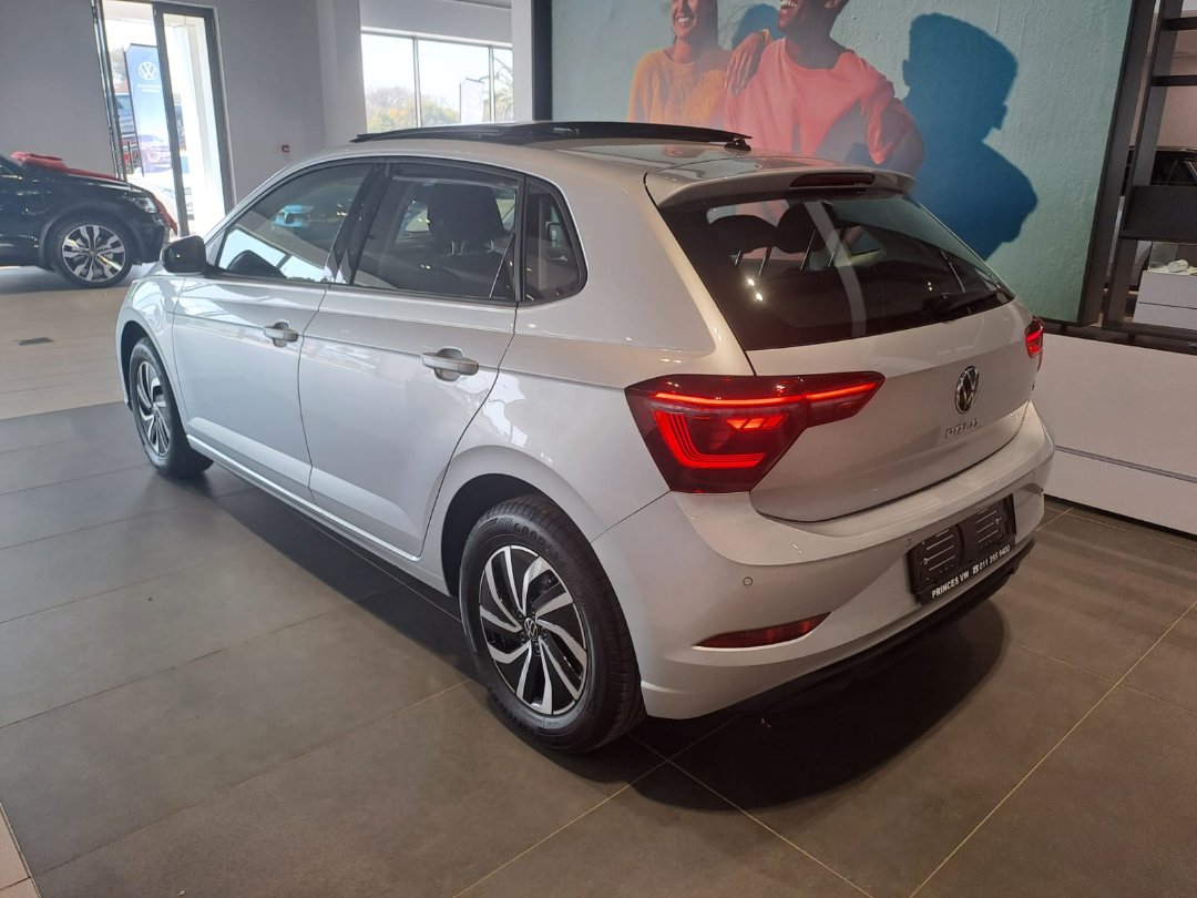 Volkswagen (VW) Polo 1.0 TSi Life DSG for sale - R 421 900 | Carfind.co.za