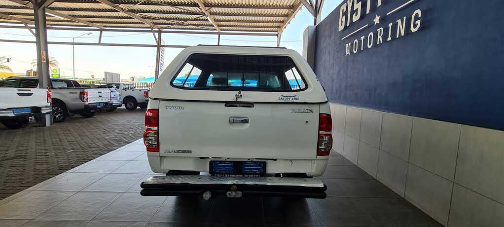 Toyota Hilux Single Cab 2013 Double Cab for sale