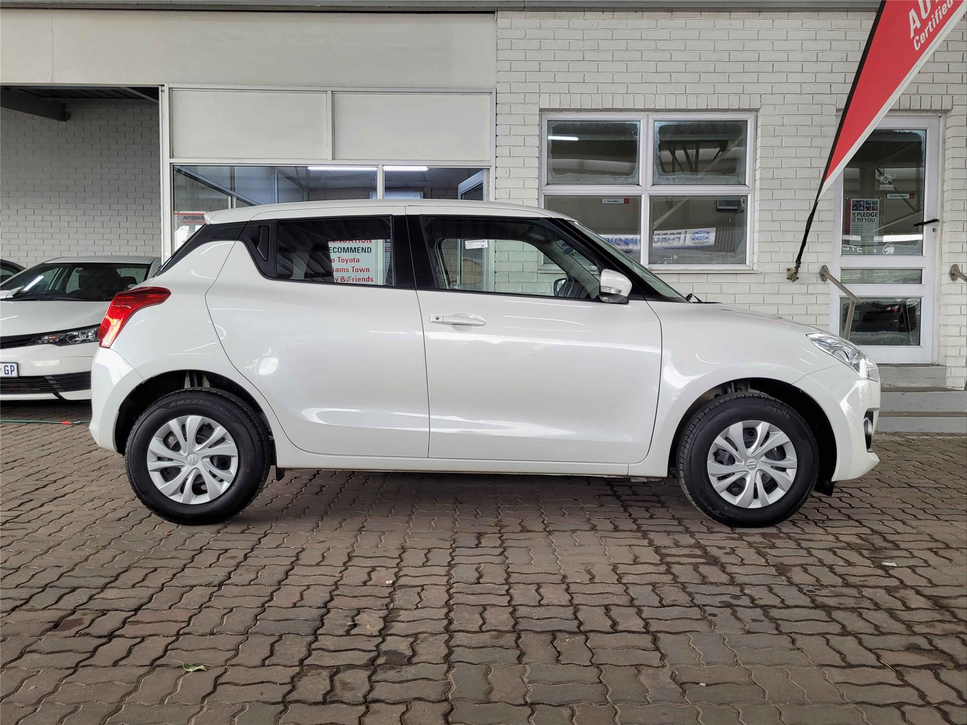 Used 2022 Suzuki Swift for sale in King Williams Town Eastern Cape ID