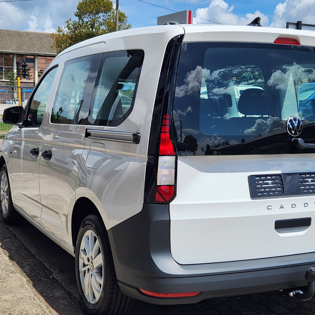 Used 2023 Volkswagen Light Commercial New Caddy Kombi for sale in