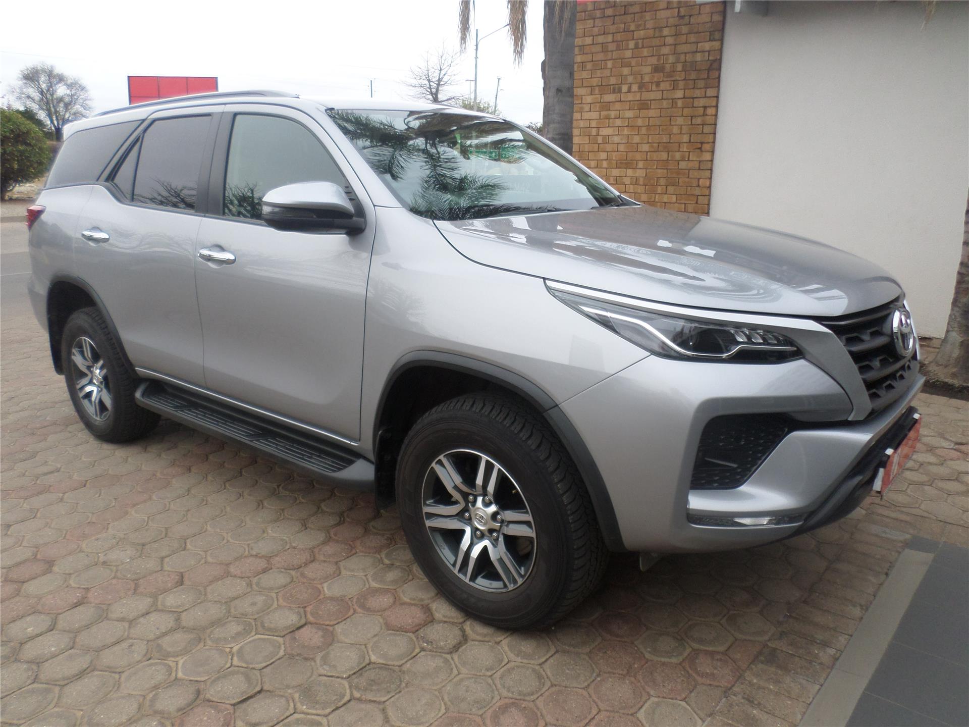 Used 2021 Toyota Fortuner For Sale In Messina Limpopo - Id: 1128672 2 