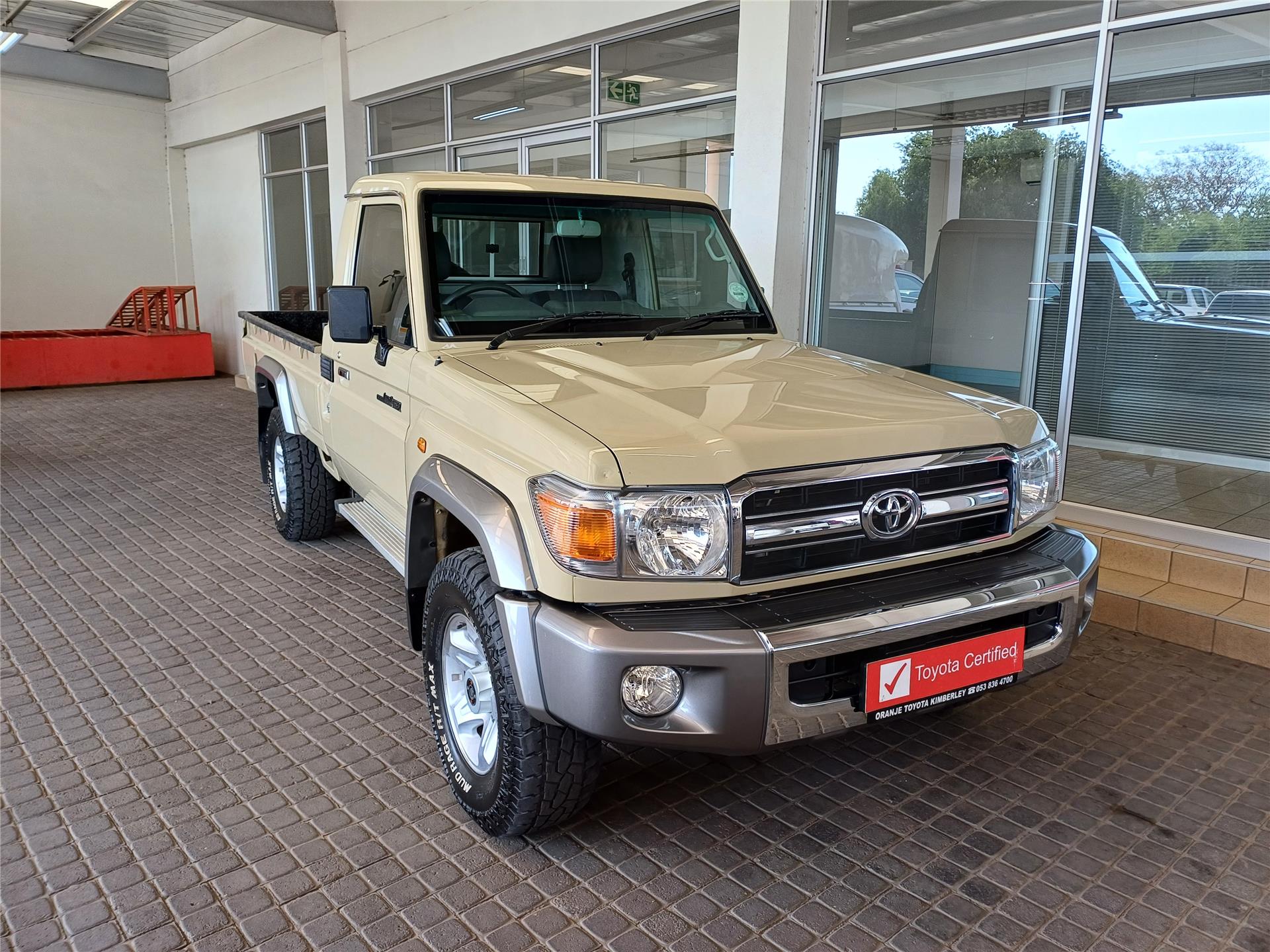 Used 2022 Toyota Land Cruiser 79 for sale in Kimberley Northern Cape ID 956278/1 CARmag.co.za
