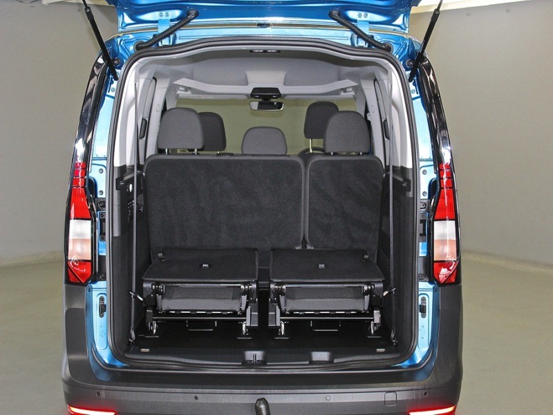 Used 2023 Volkswagen Light Commercial New Caddy Kombi for sale in Cape