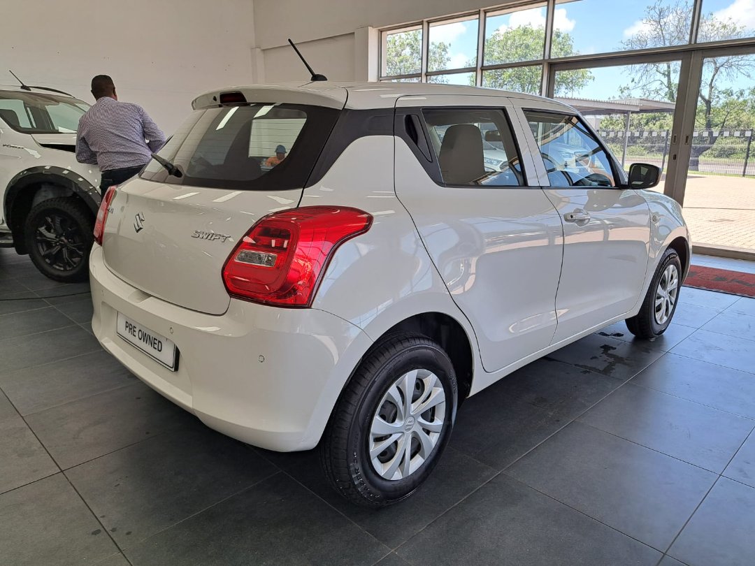 Used 2021 Suzuki Swift for sale in Richards Bay KwaZulu-Natal - ID ...