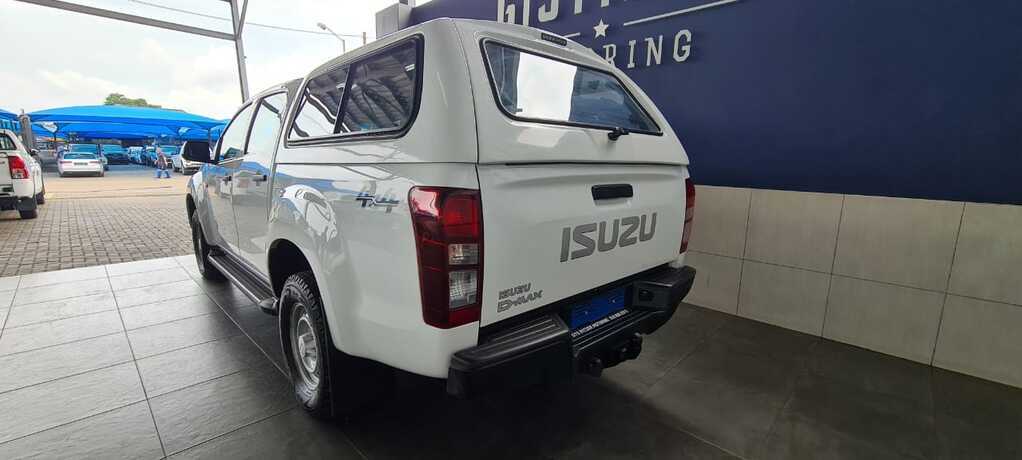Manual Isuzu D-MAX Double Cab 2022 for sale