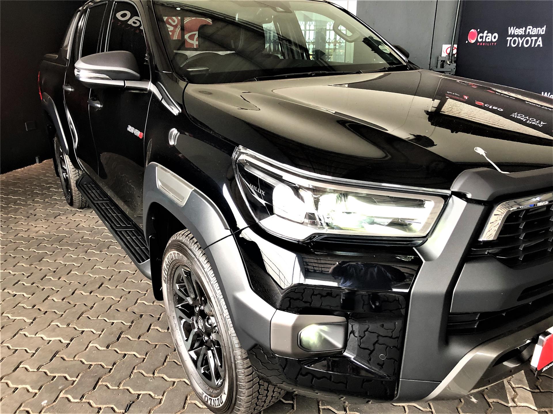 Used 2023 Toyota Hilux Double Cab for sale in Roodepoort Gauteng ID
