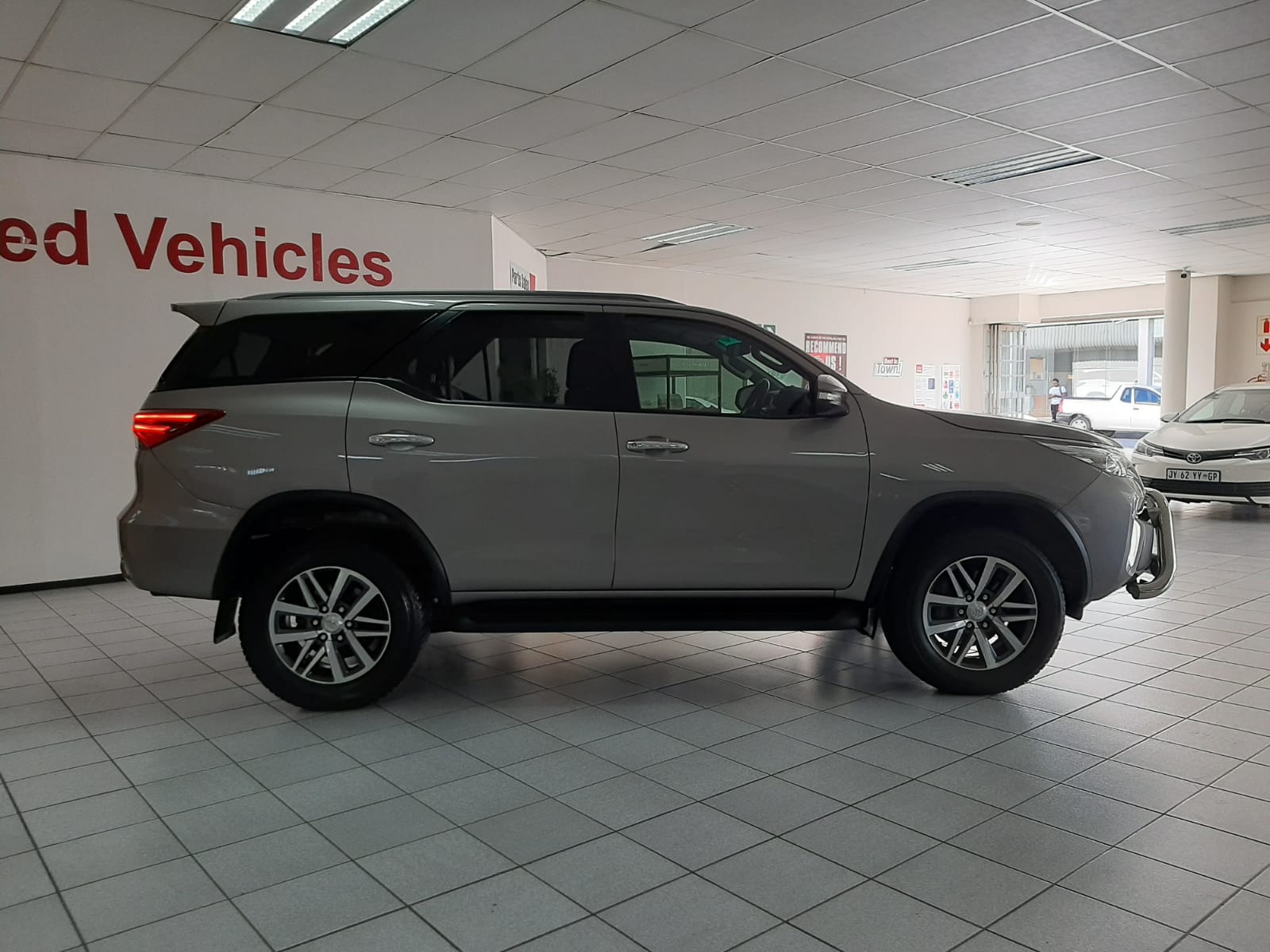 Фото Toyota Fortuner