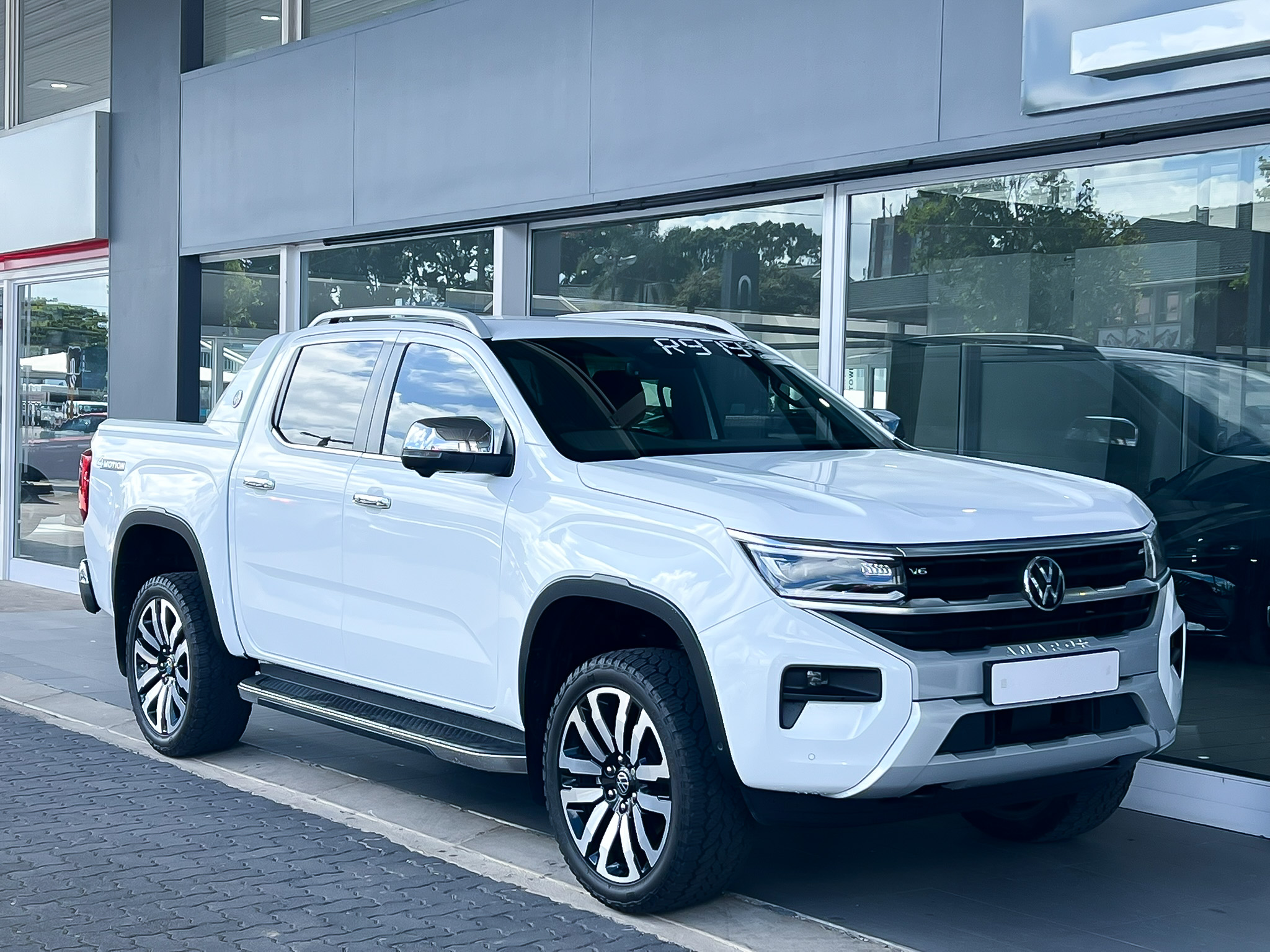 2023 Volkswagen Light Commercial New Amarok  for sale - 280574/1