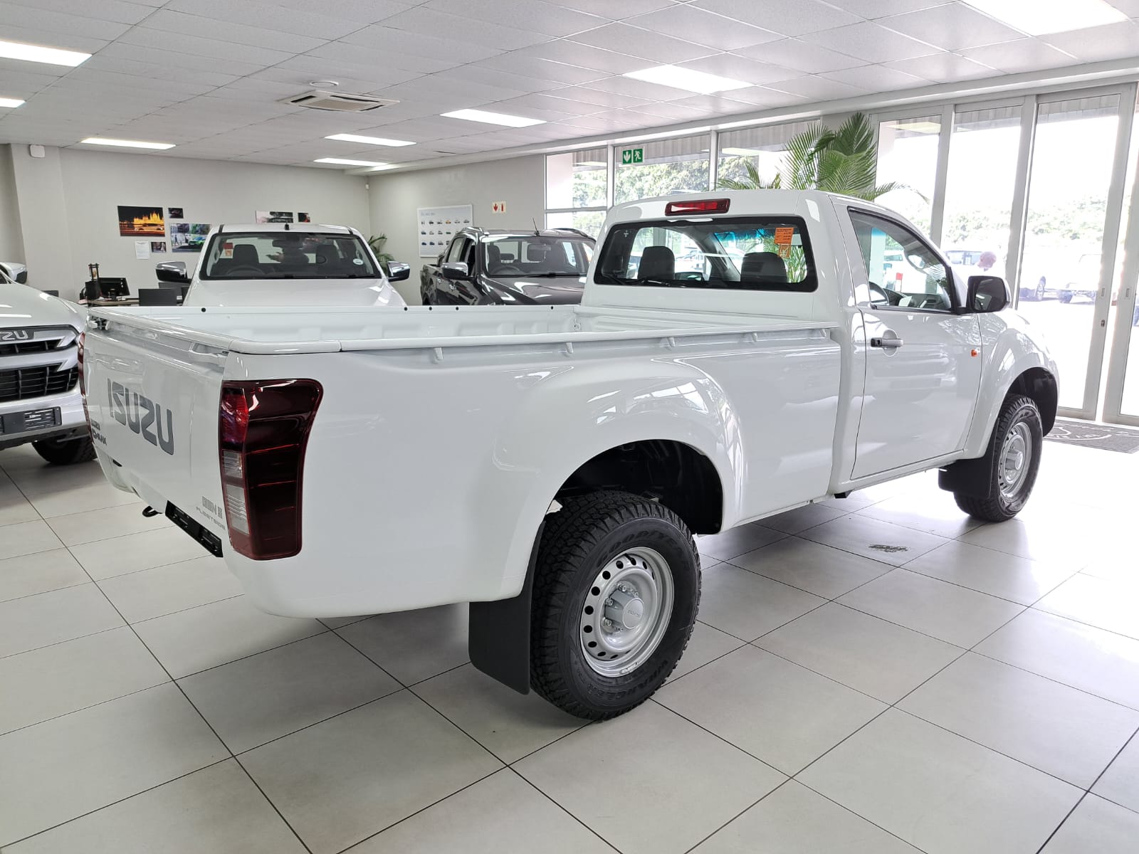 Used 2024 Isuzu DMAX Single Cab for sale in Richards Bay KwaZuluNatal
