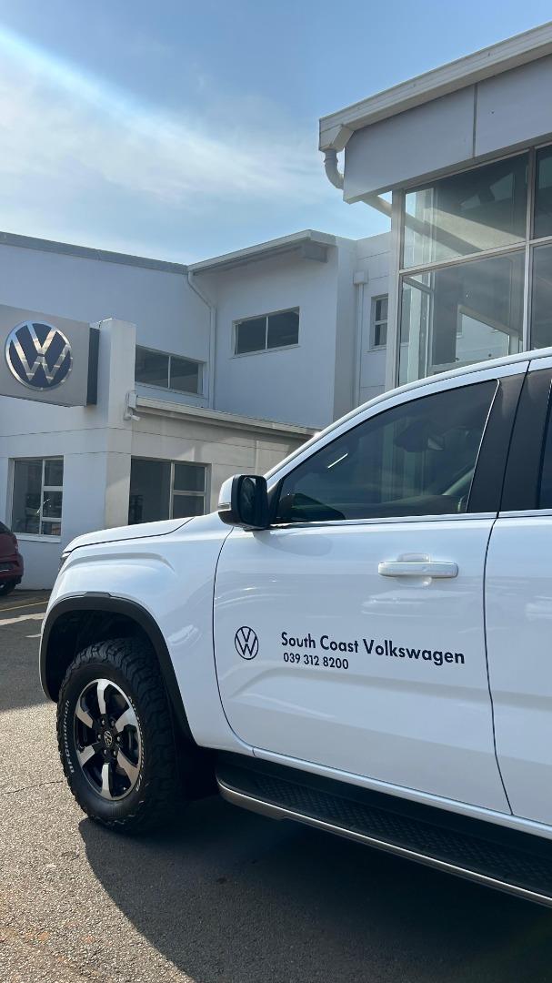 Automatic Volkswagen Light Commercial New Amarok 2023 for sale