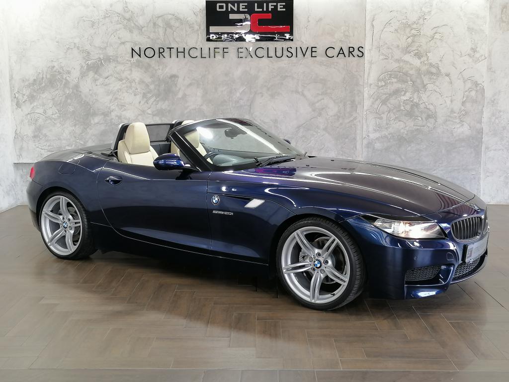 2012-BLUE-BMW-Z4-sDrive20i-