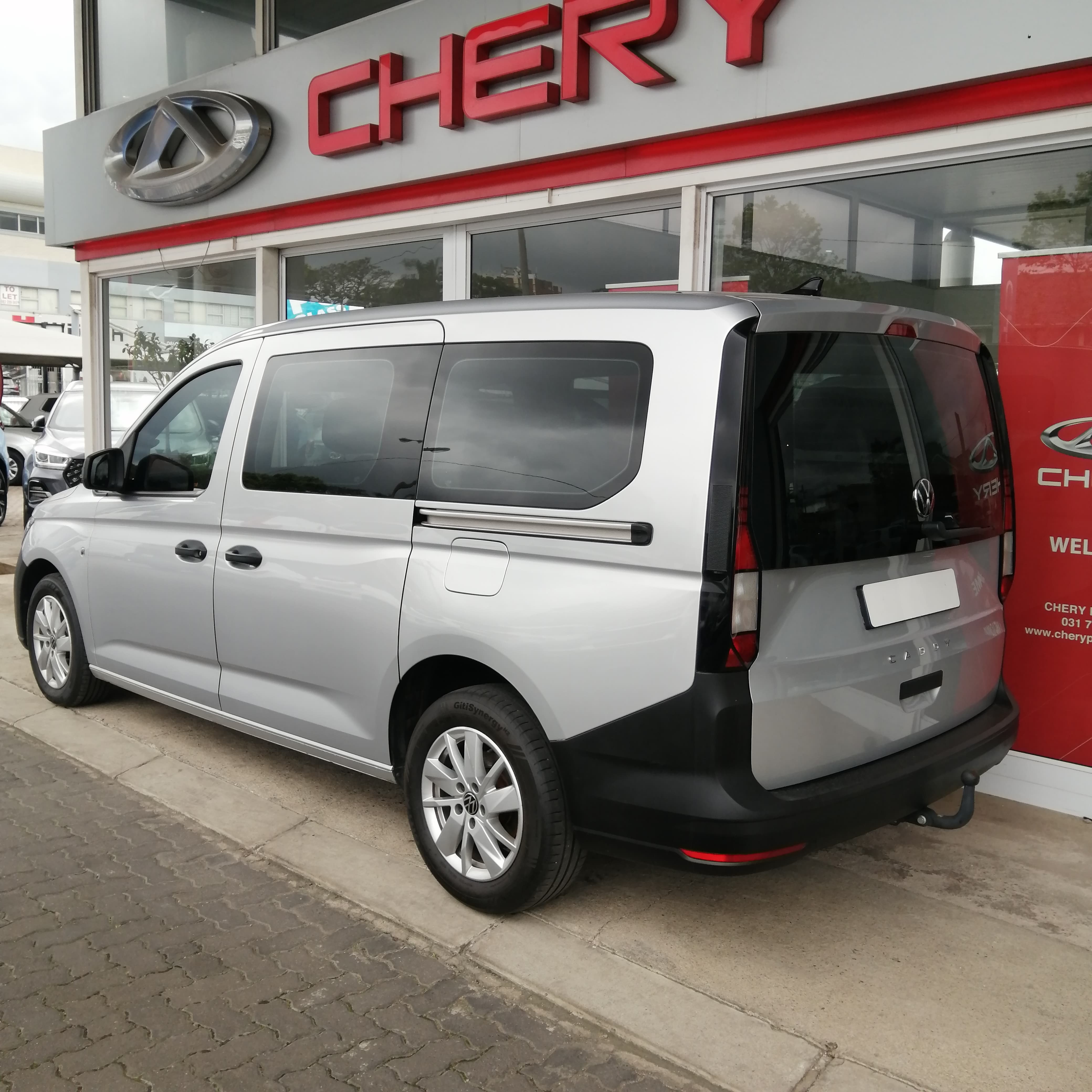 Used 2023 Volkswagen Light Commercial New Caddy Kombi for sale in