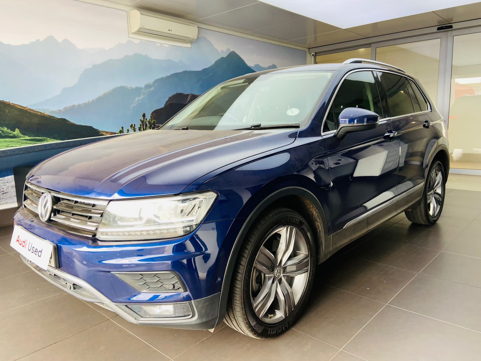 2018 Volkswagen Tiguan  for sale - 0489USP844904