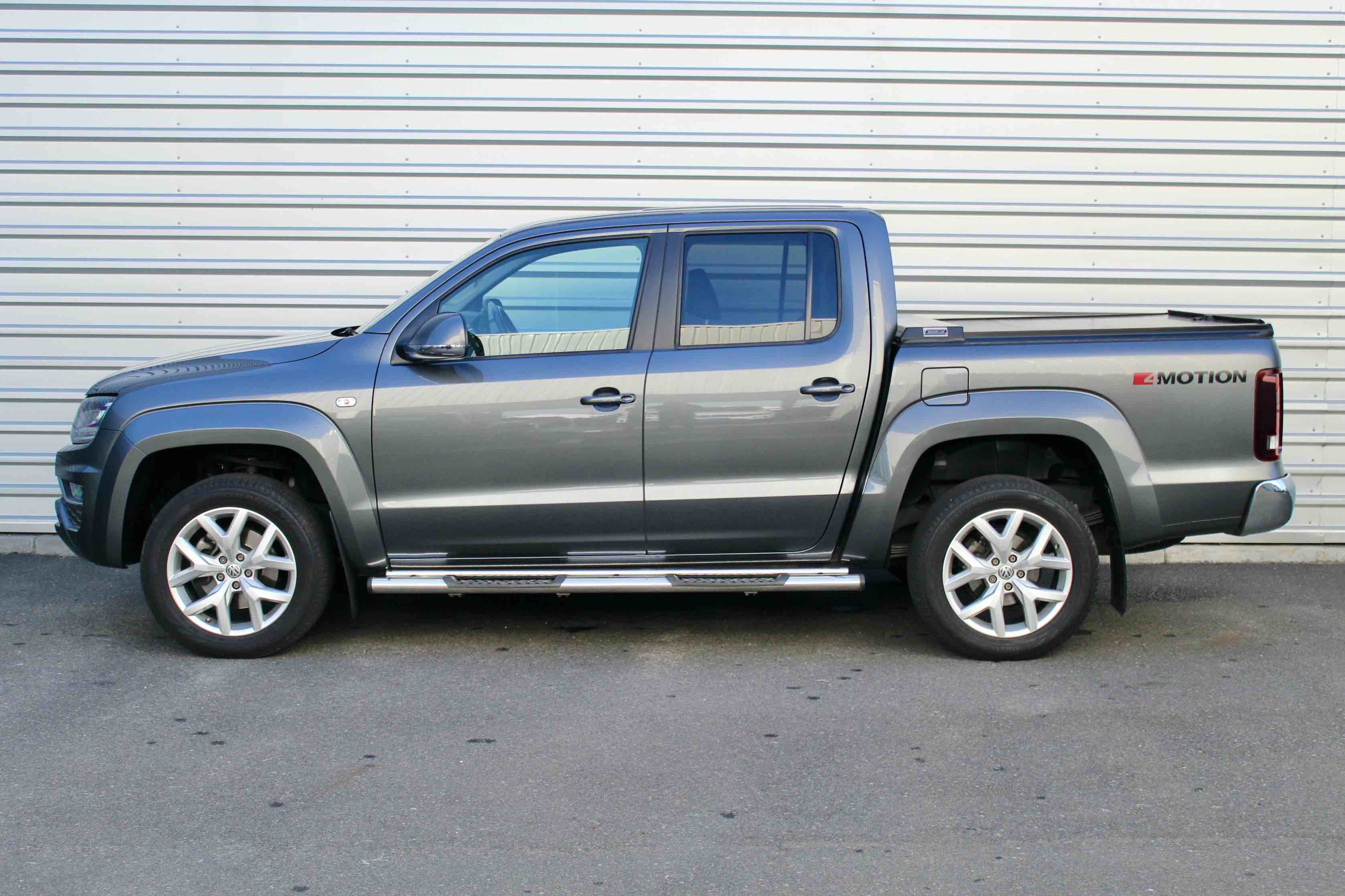 Automatic Volkswagen Light Commercial Amarok Double Cab 2021 for sale