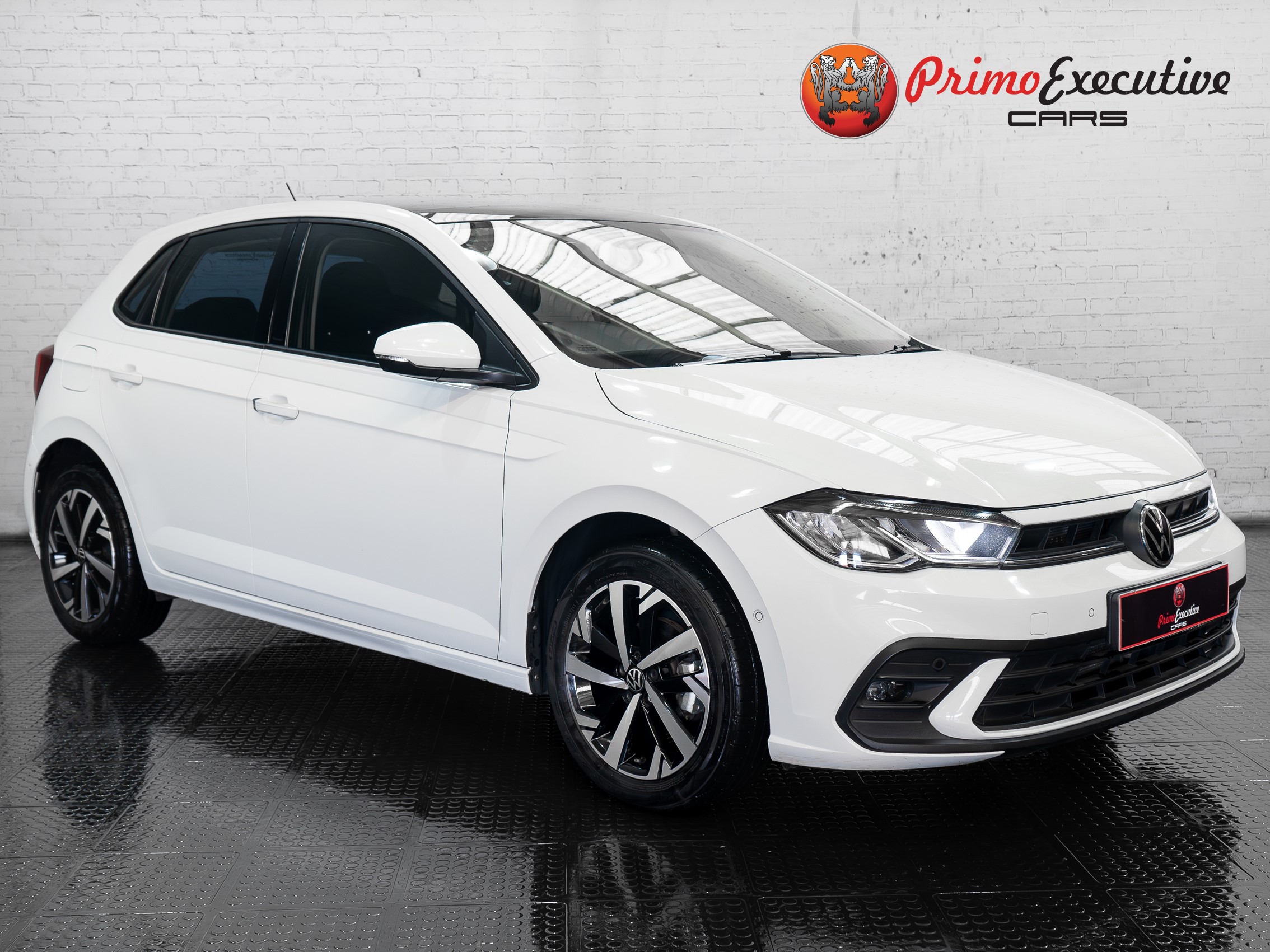 2022-White-Volkswagen-Polo-