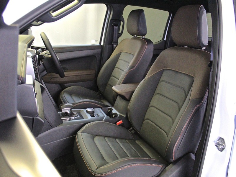 New 2024 volkswagen light commercial New amarok western cape cape town